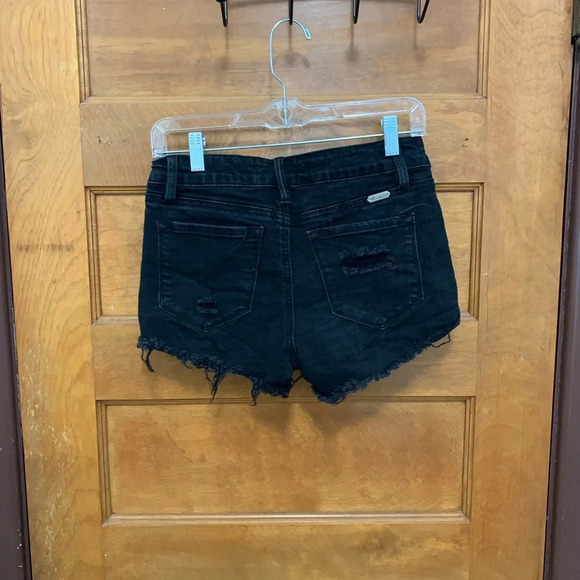 KanCan Distressed Denim Shorts - Picture 6 of 6